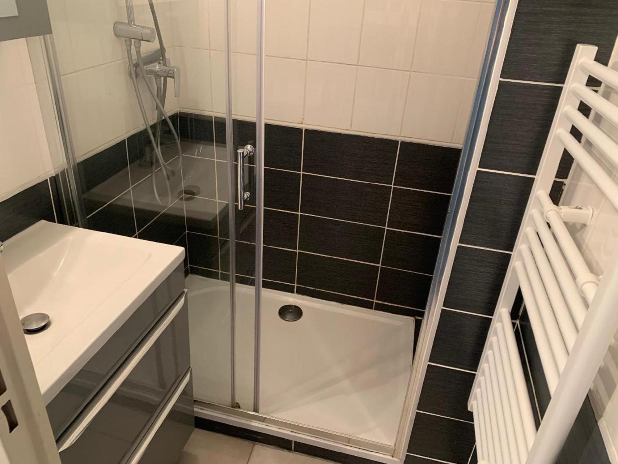 Vittoria Immobilier 9 -reglement Sur Place - Cheques Acceptes Apartment