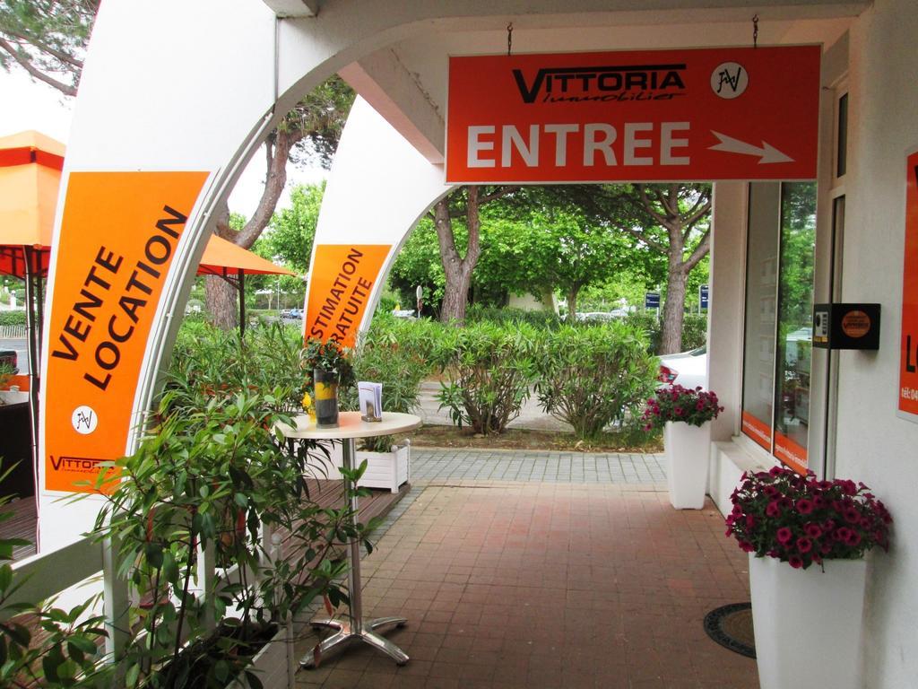 Vittoria Immobilier 9 -reglement Sur Place - Cheques Acceptes Apartamento *